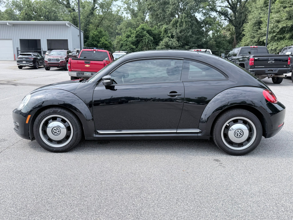 Used 2013 Volkswagen Beetle 2.5 FWD image 5
