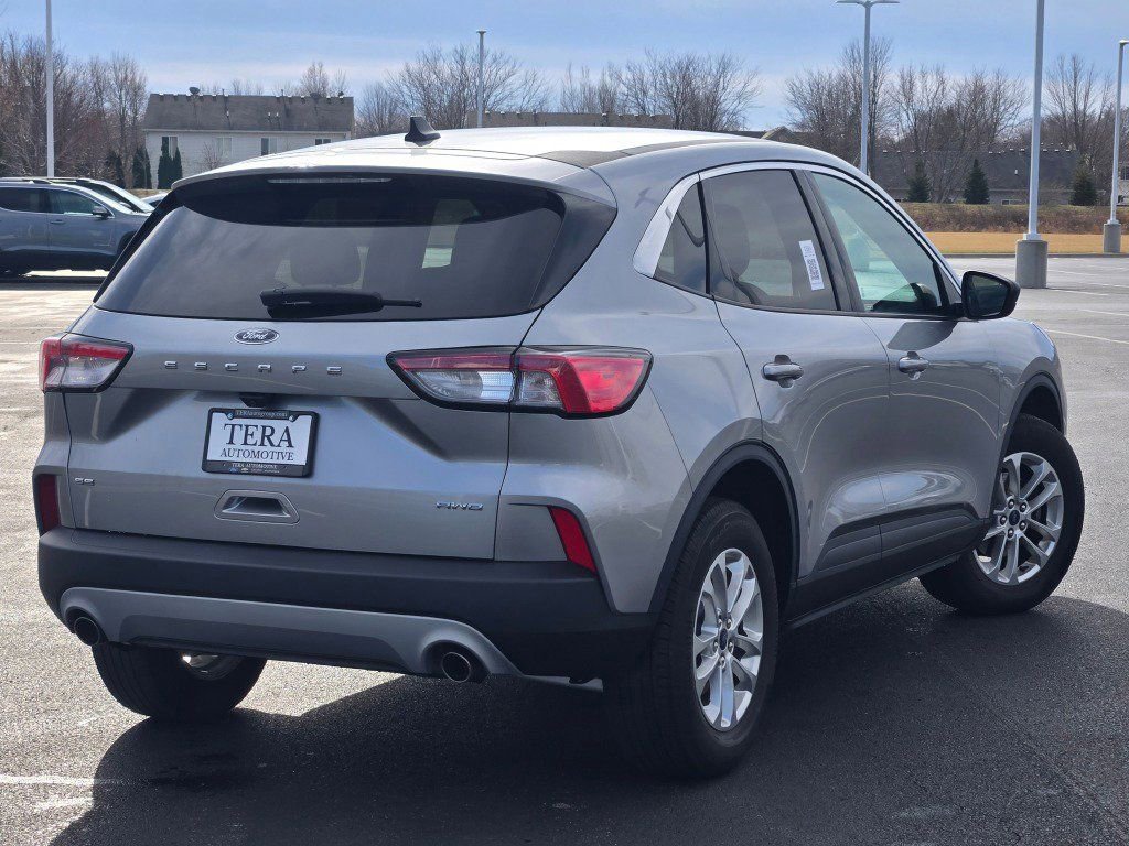 Certified 2022 Ford Escape SE w/ Convenience Package image 11