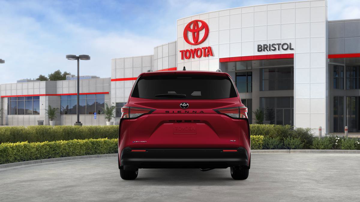 New 2026 Toyota Sienna XLE image 26
