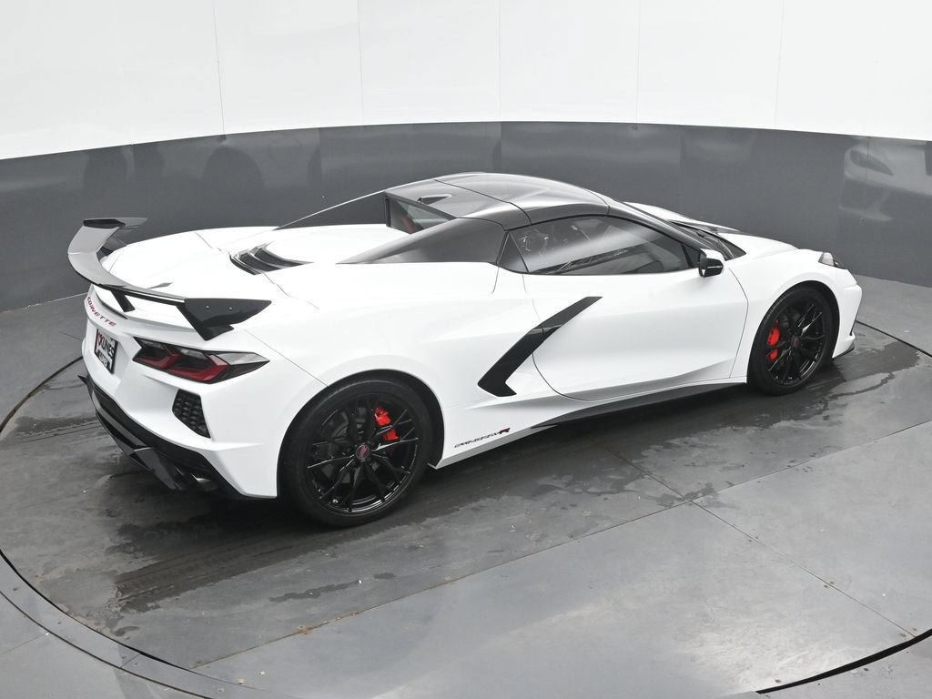 Used 2023 Chevrolet Corvette Stingray Premium Conv w/ Z51 Performance Package RWD image 33