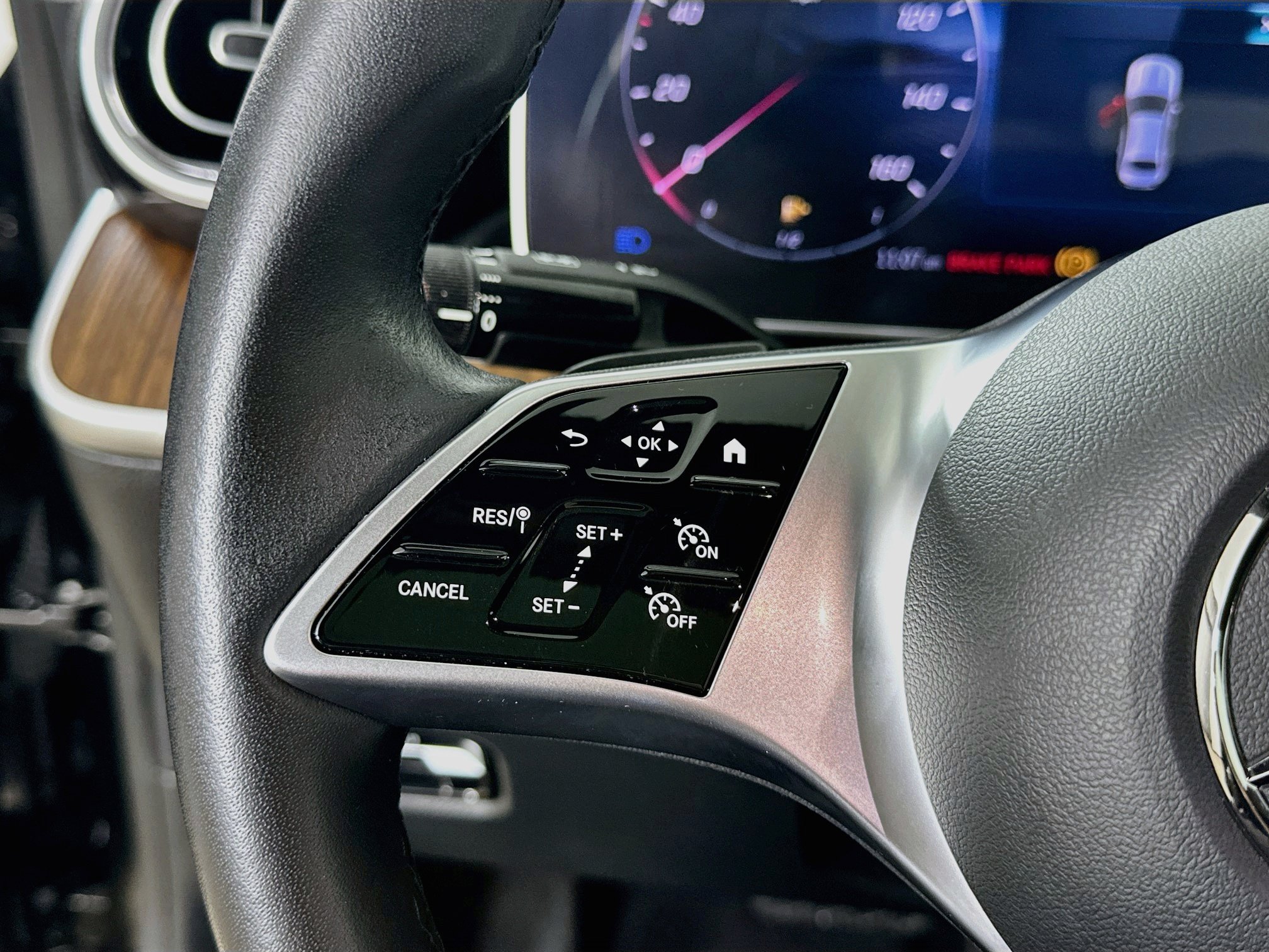Certified 2025 Mercedes-Benz C 300 4MATIC Sedan image 12