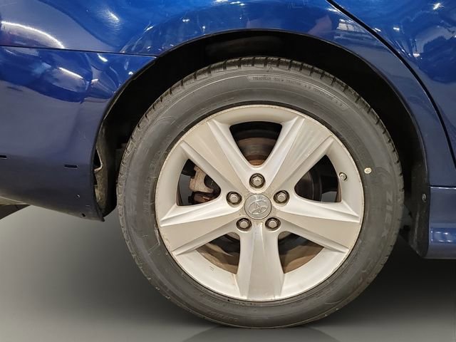 Used 2010 Toyota Camry SE FWD image 24