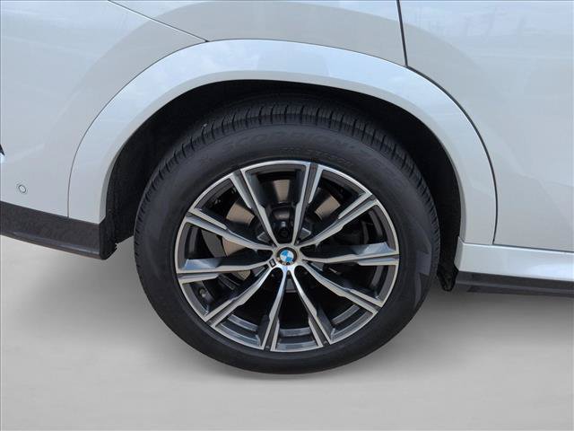 Used 2023 BMW X6 xDrive40i w/ M Sport Package AWD/4WD image 24