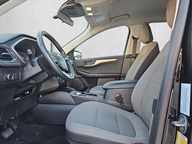 Used 2022 Ford Escape SE w/ Convenience Package FWD image 14