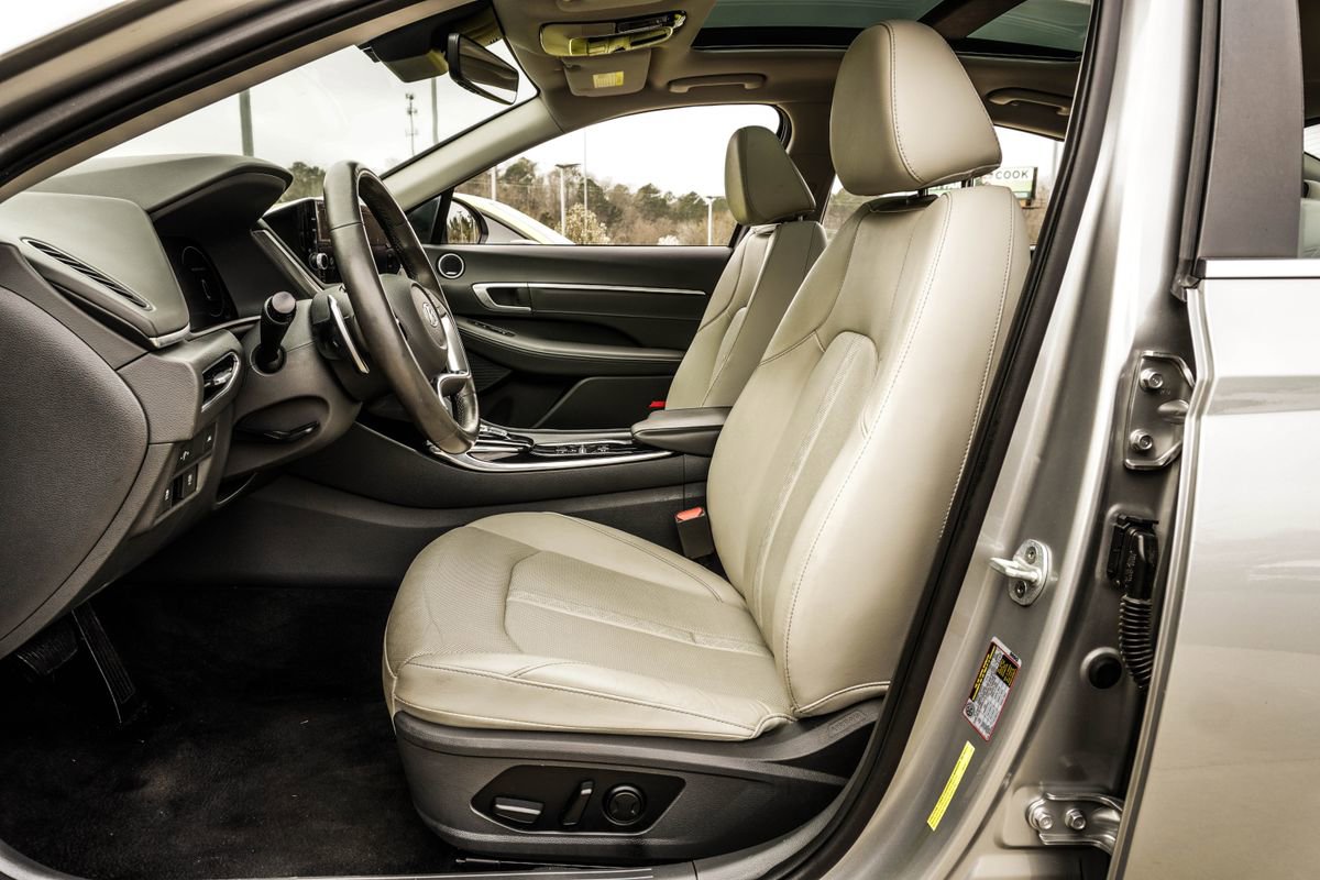 Used 2020 Hyundai Sonata Limited image 39