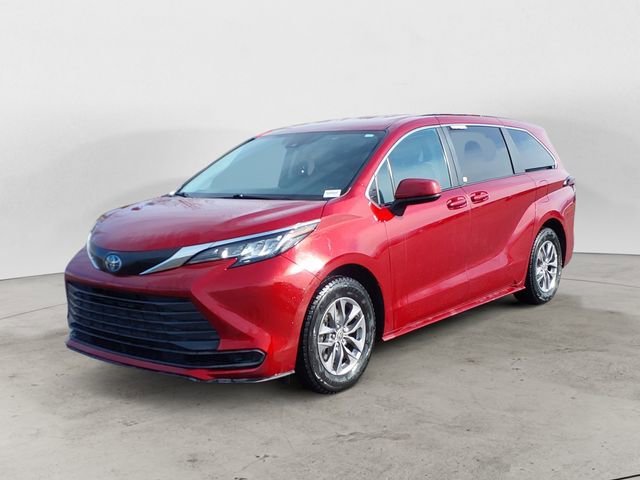 Used 2022 Toyota Sienna LE AWD/4WD image 1