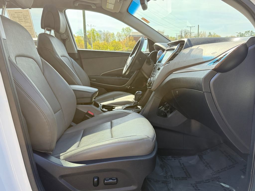 Used 2018 Hyundai Santa Fe Sport w/ 2.4L Tech Package 04 image 30