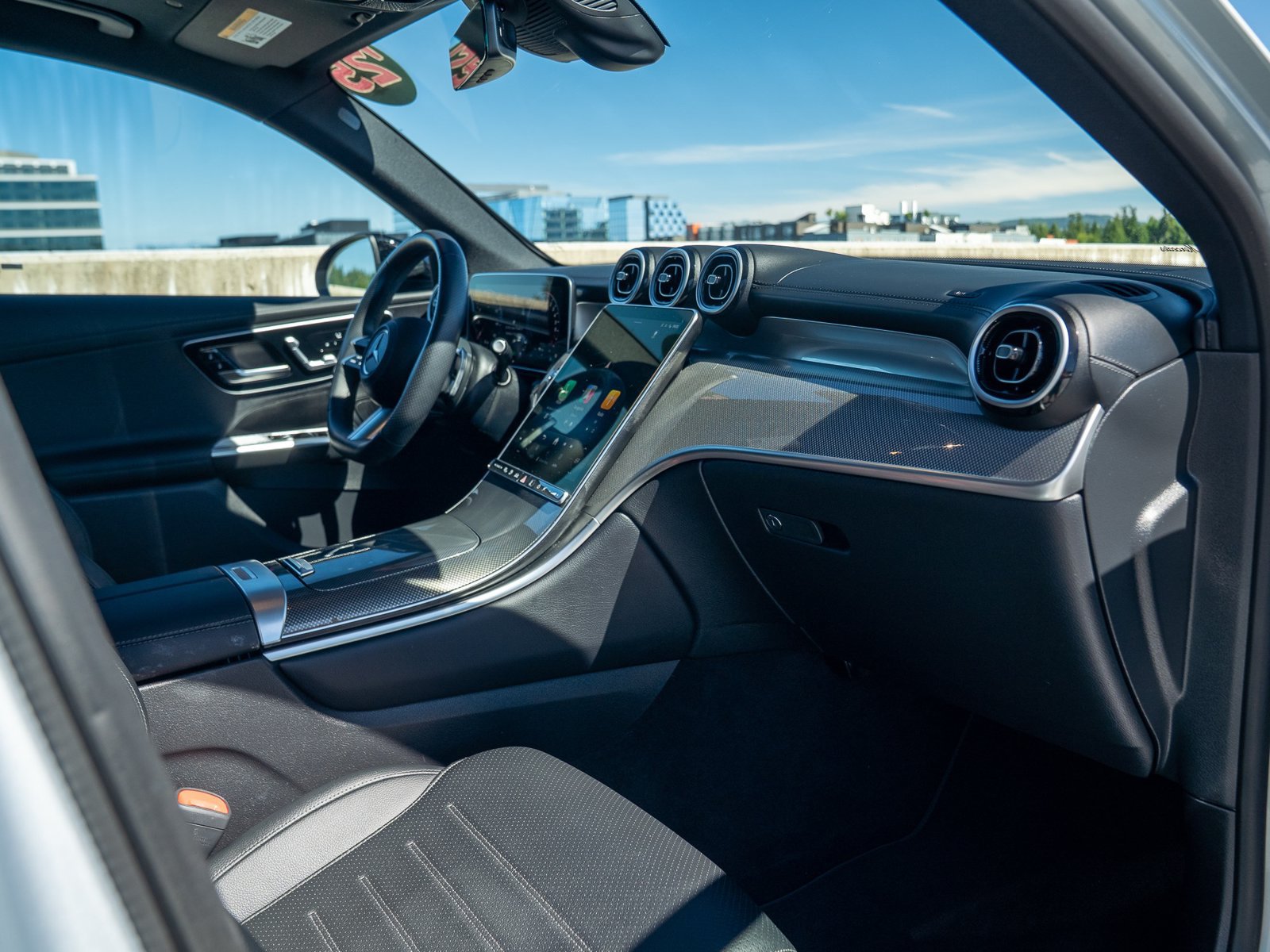 Certified 2025 Mercedes-Benz GLC 350e 4MATIC image 28