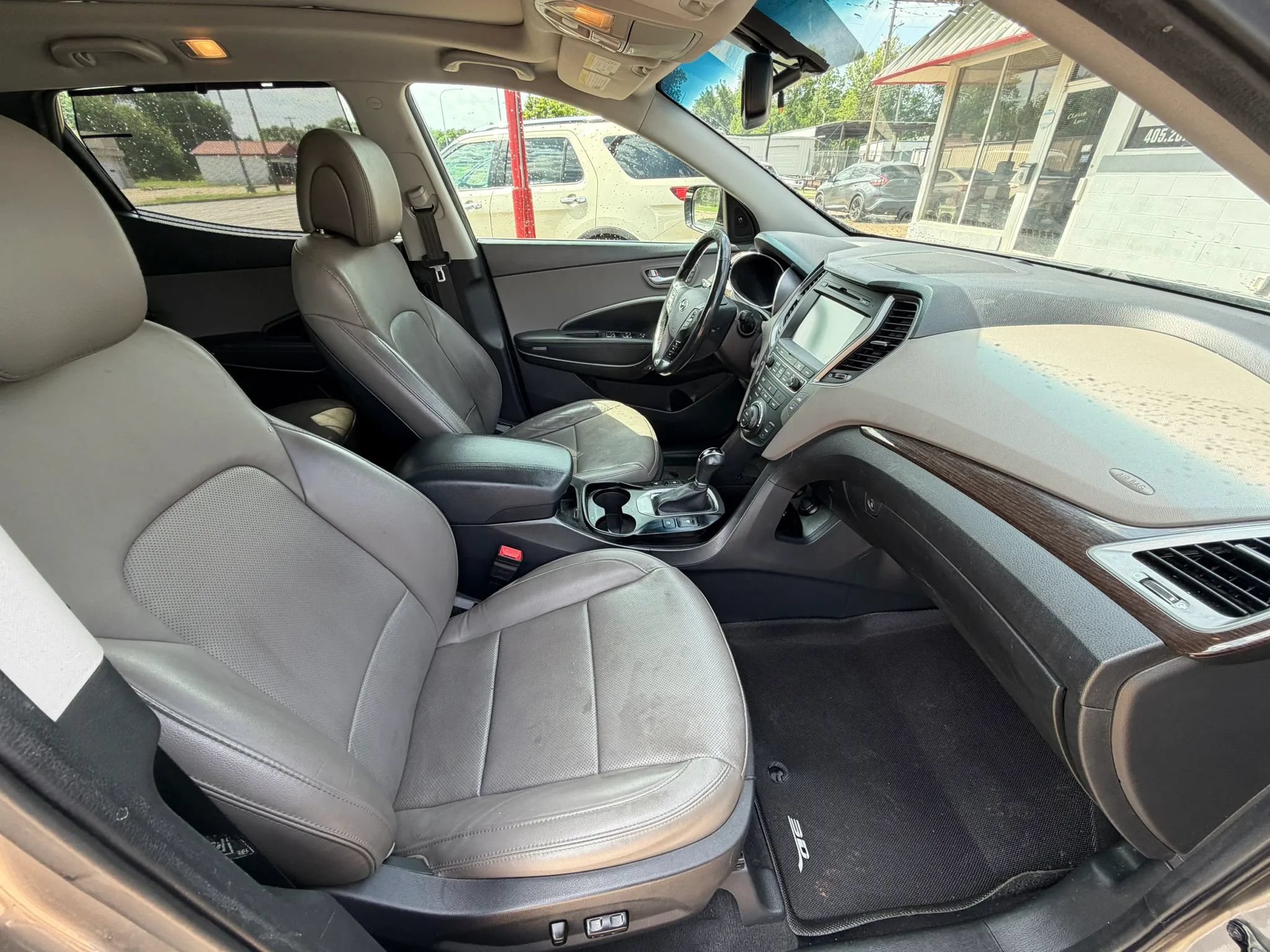 Used 2017 Hyundai Santa Fe Sport FWD image 10