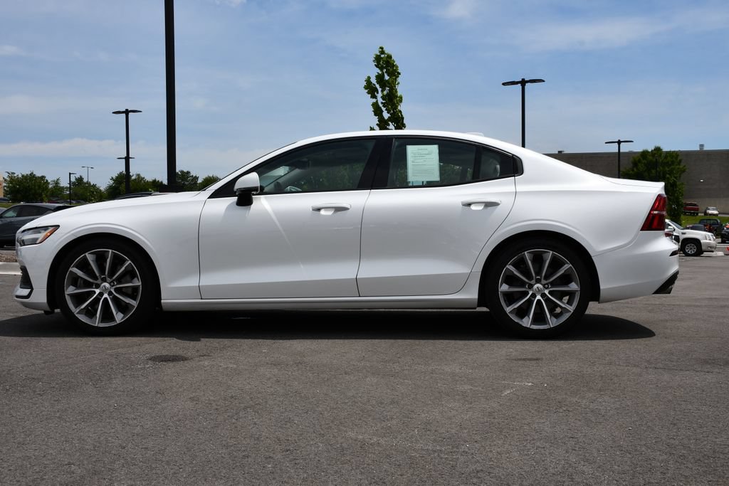 Used 2020 Volvo S60 T6 Momentum w/ Premium Package AWD/4WD image 4