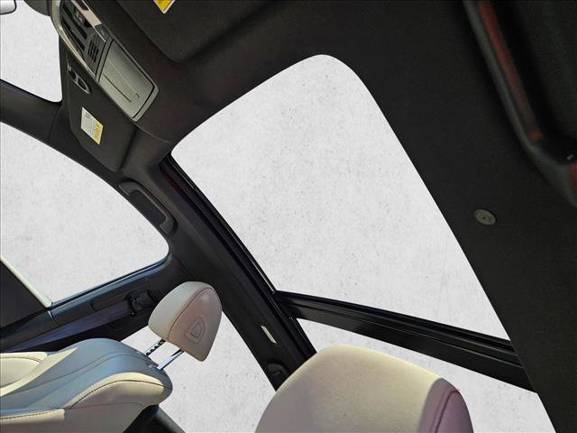 Used 2025 Acura RDX SH-AWD image 15