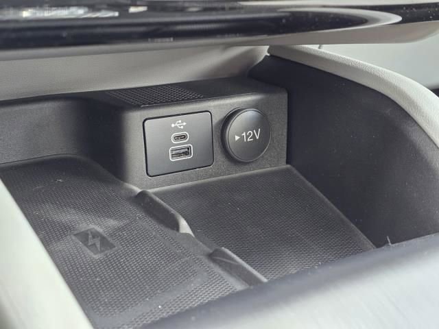 New 2024 Ford Escape SE w/ PHEV Premium Package image 29