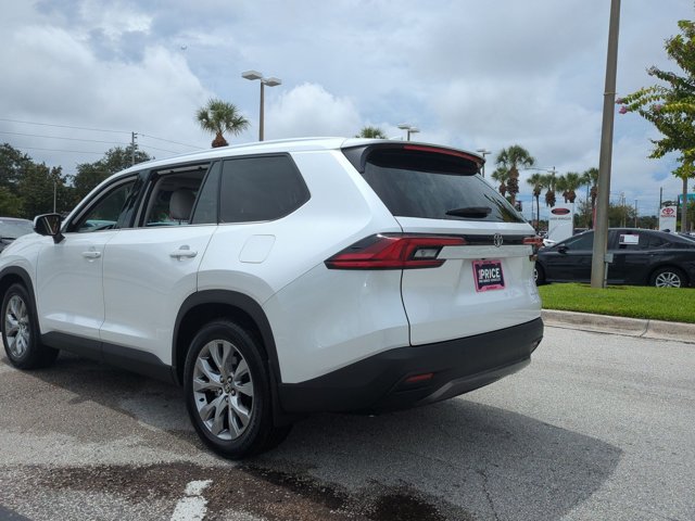 Used 2026 Toyota Grand Highlander FWD image 8