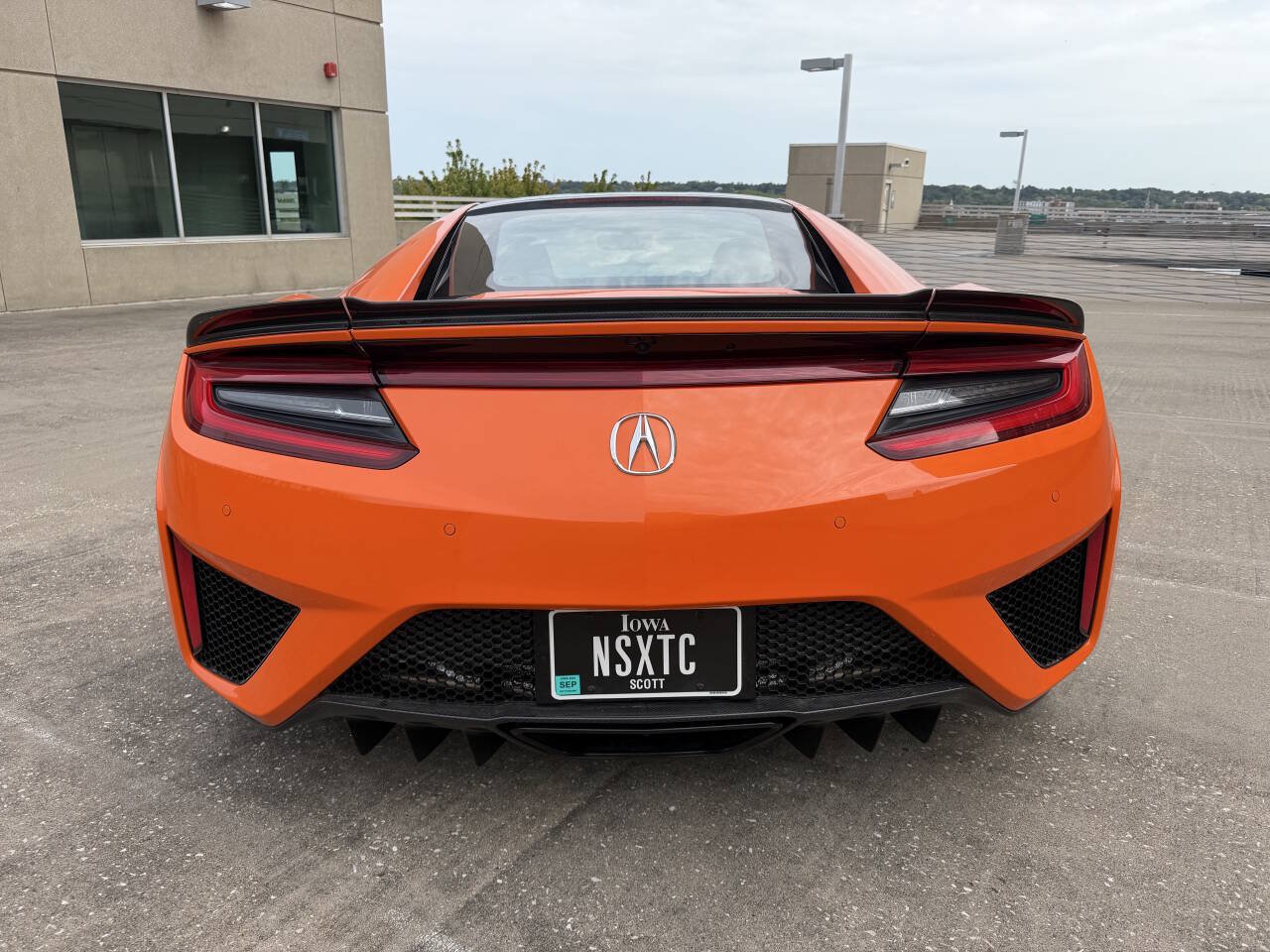 Used 2019 Acura NSX AWD/4WD image 13