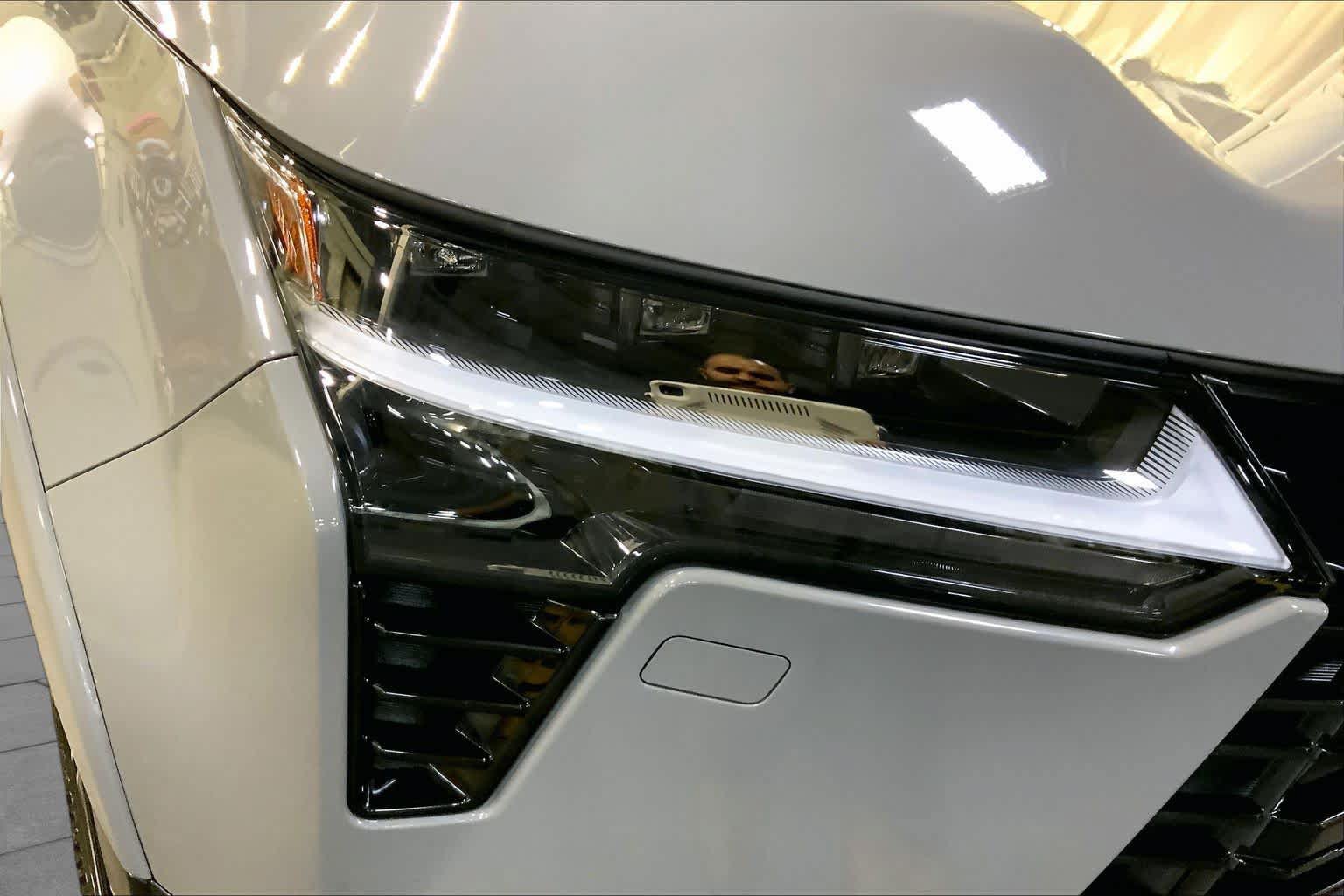 Used 2024 Lexus GX 550 w/ Cold Area Package AWD/4WD image 28