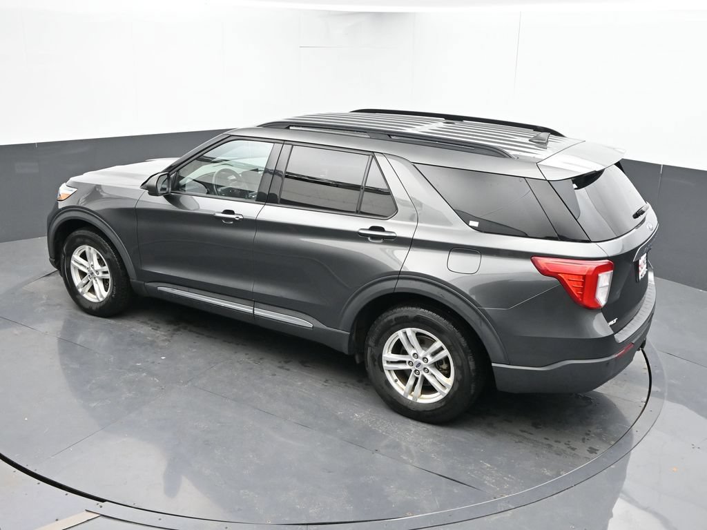 Used 2020 Ford Explorer XLT w/ Comfort Package AWD/4WD image 39