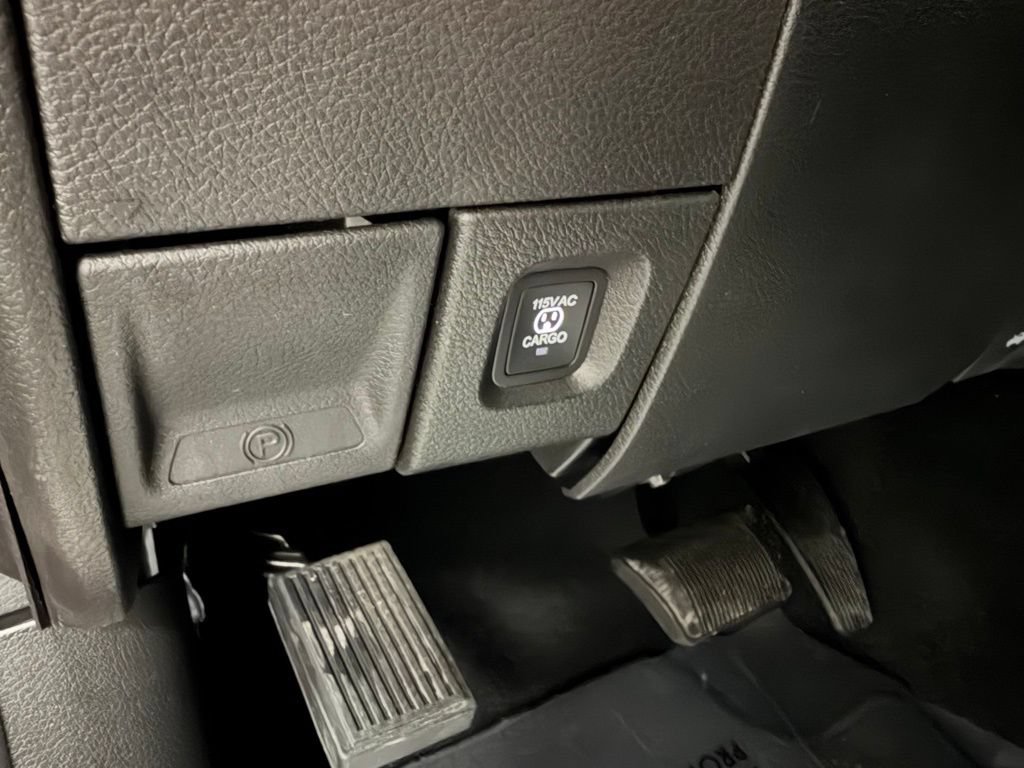 New 2026 RAM 2500 Big Horn AWD/4WD image 24