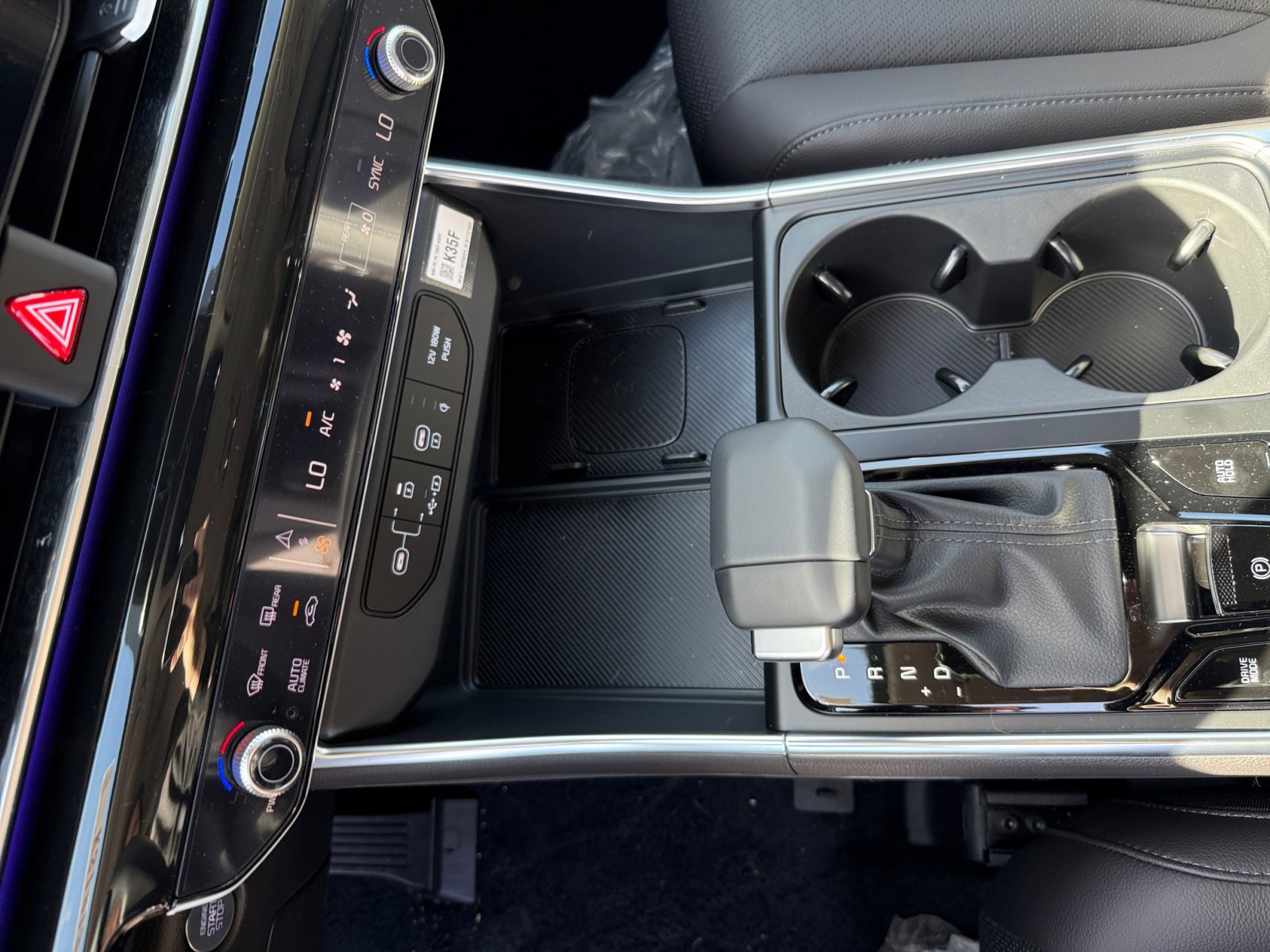 New 2025 Kia Carnival SX Prestige image 13