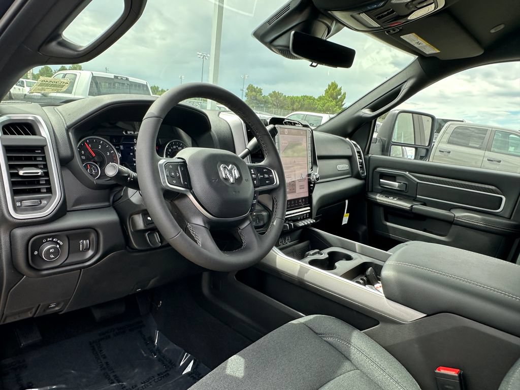 New 2026 RAM 2500 Big Horn AWD/4WD image 21
