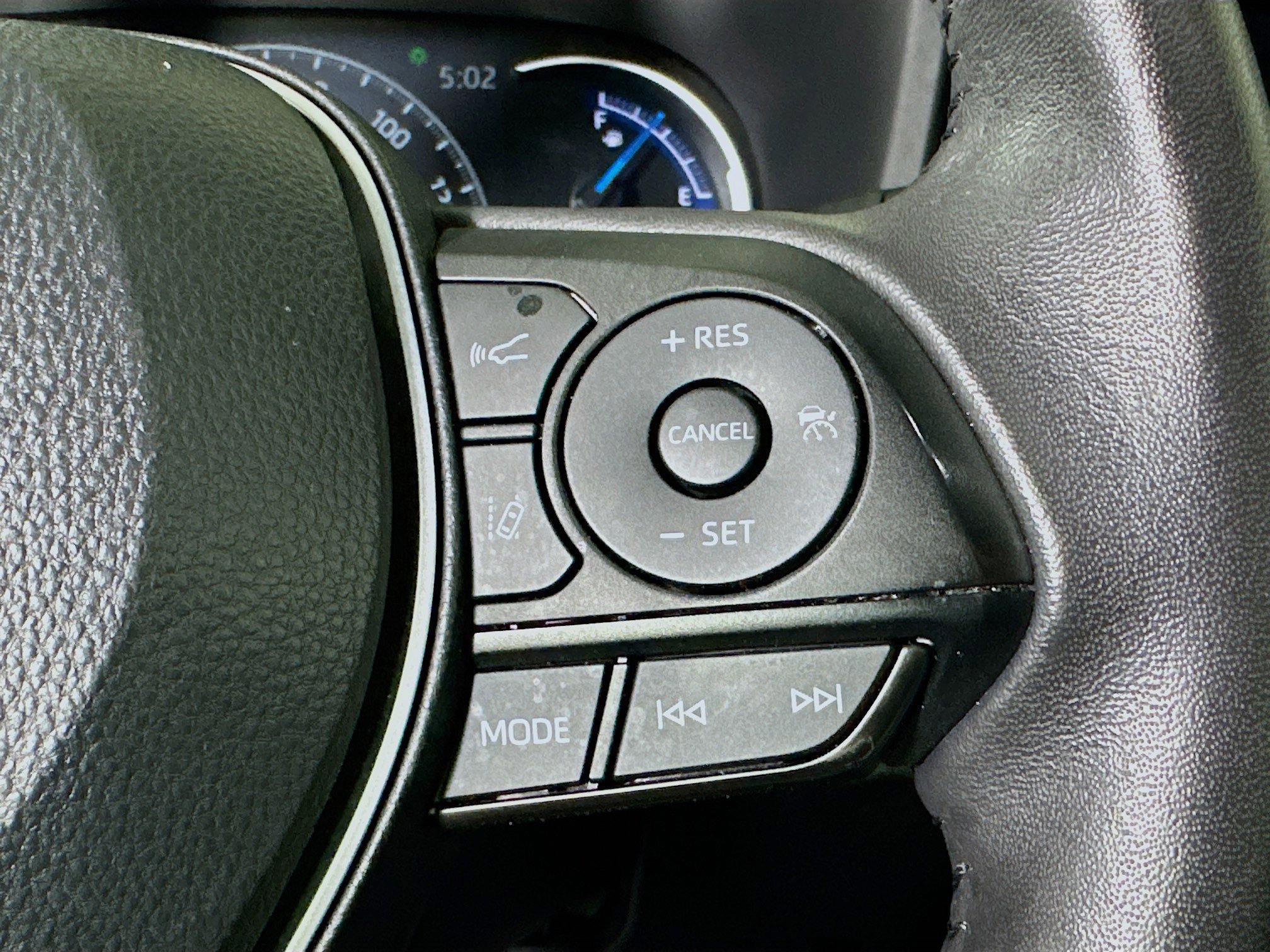 Used 2024 Toyota RAV4 XSE image 17