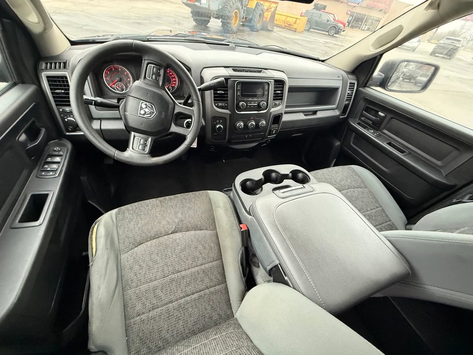 Used 2018 RAM 1500 SLT image 14