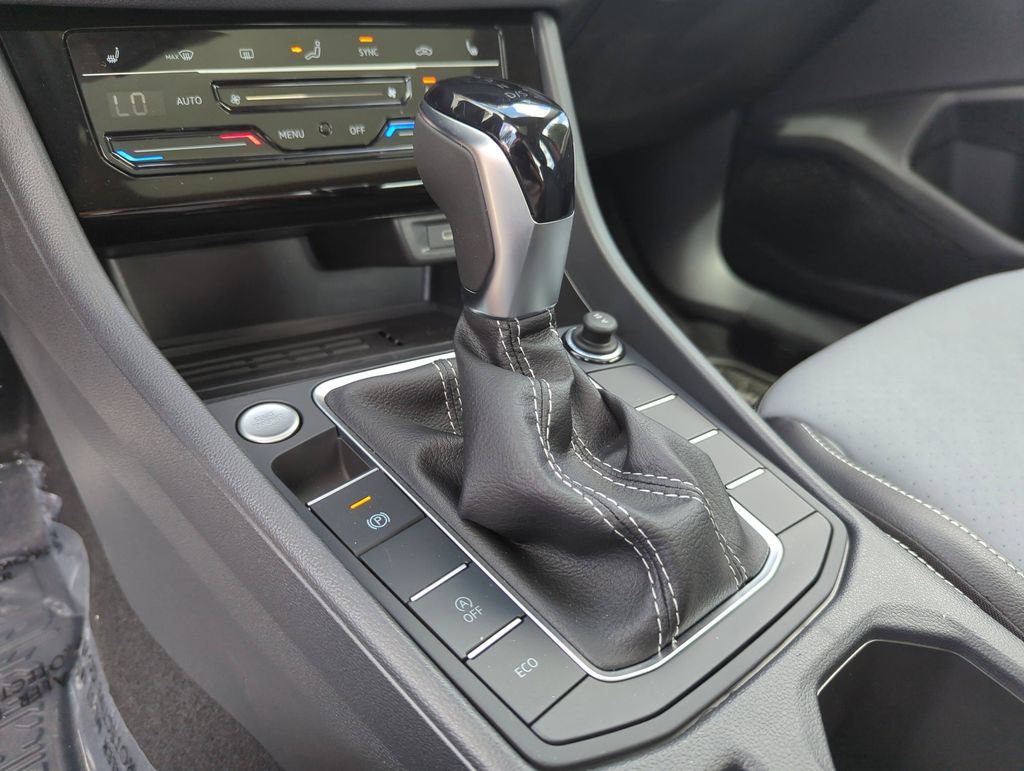 New 2026 Volkswagen Jetta SE FWD image 38