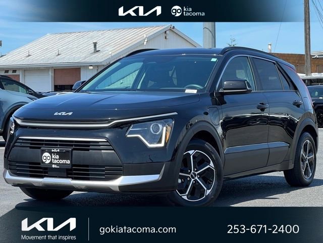 Certified 2025 Kia Niro EX