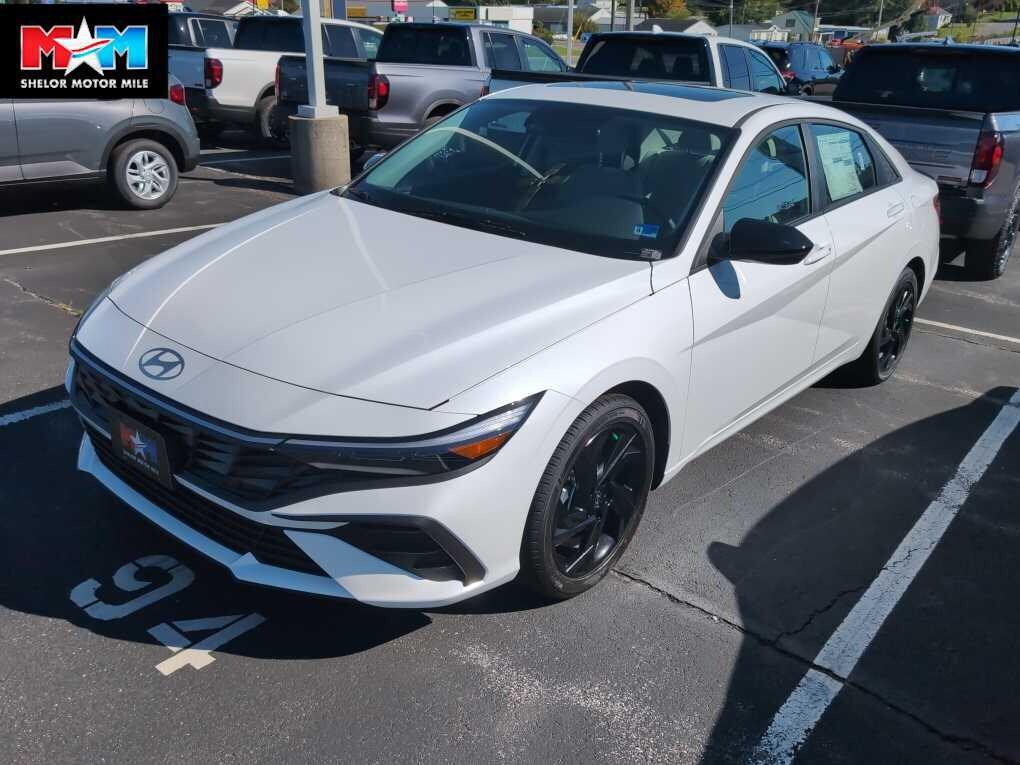New 2026 Hyundai Elantra SEL Sport FWD image 1