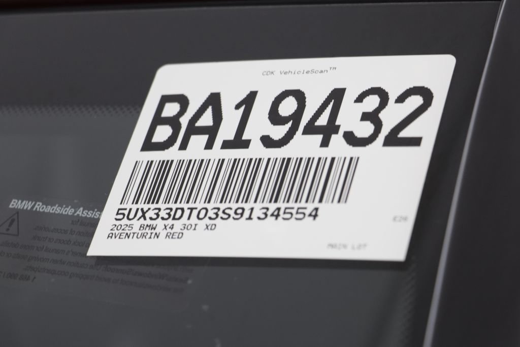 Certified 2025 BMW X4 xDrive30i AWD/4WD image 24