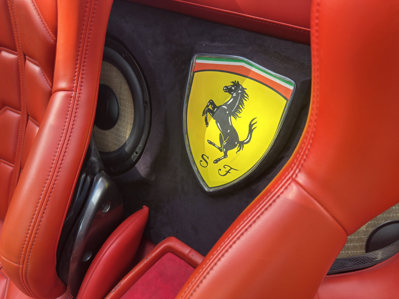 Used 2013 Ferrari 458 Spider 2dr Conv image 28