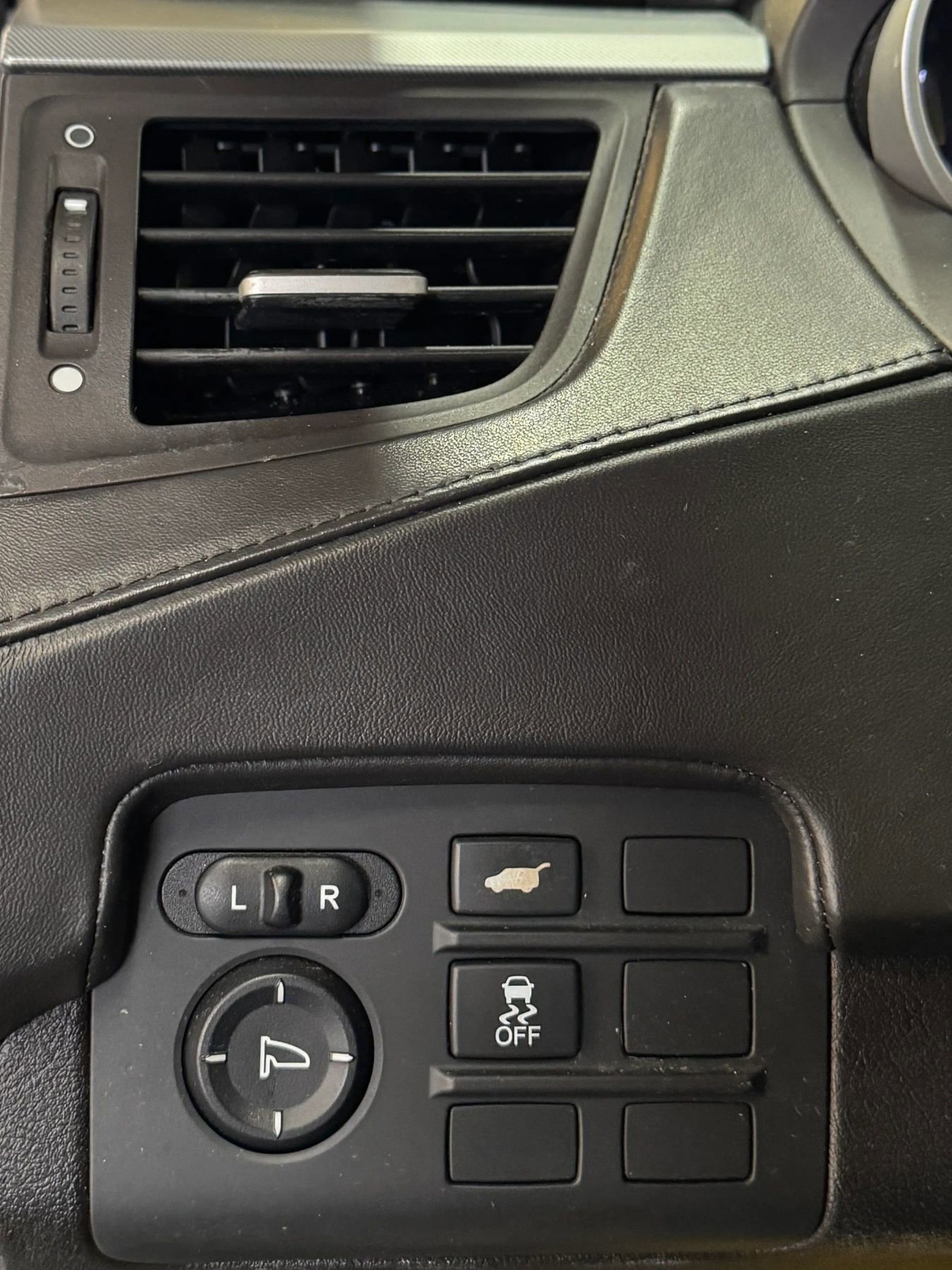 Used 2012 Acura ZDX w/ Technology Package image 15