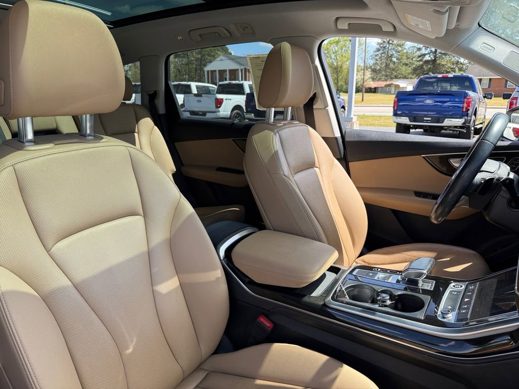 Used 2021 Audi Q7 3.0T Premium Plus w/ Executive Package image 19