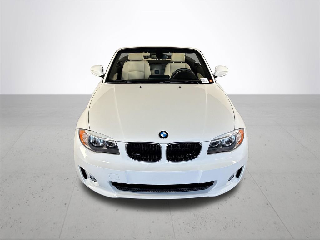 Used 2012 BMW 128i Convertible RWD image 3