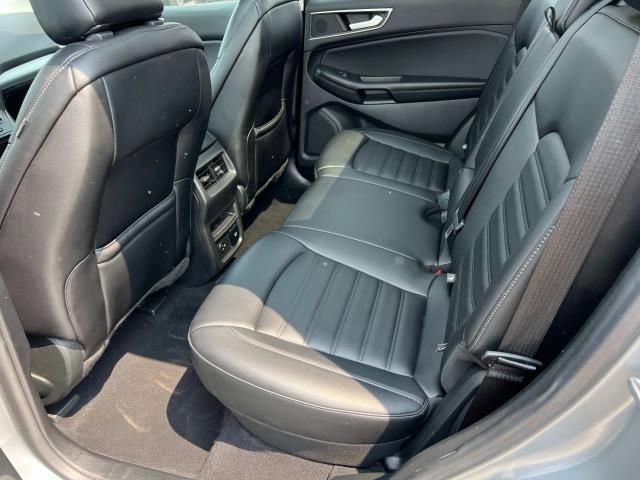 Used 2022 Ford Edge SEL w/ Convenience Package AWD/4WD image 12