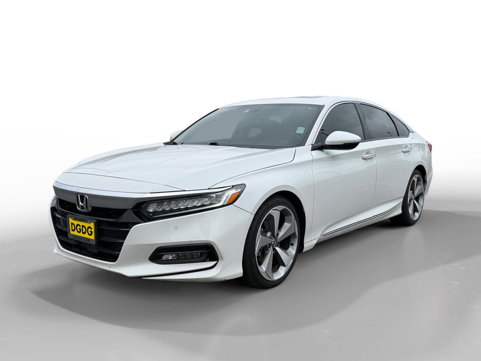 Used 2020 Honda Accord Touring image 1