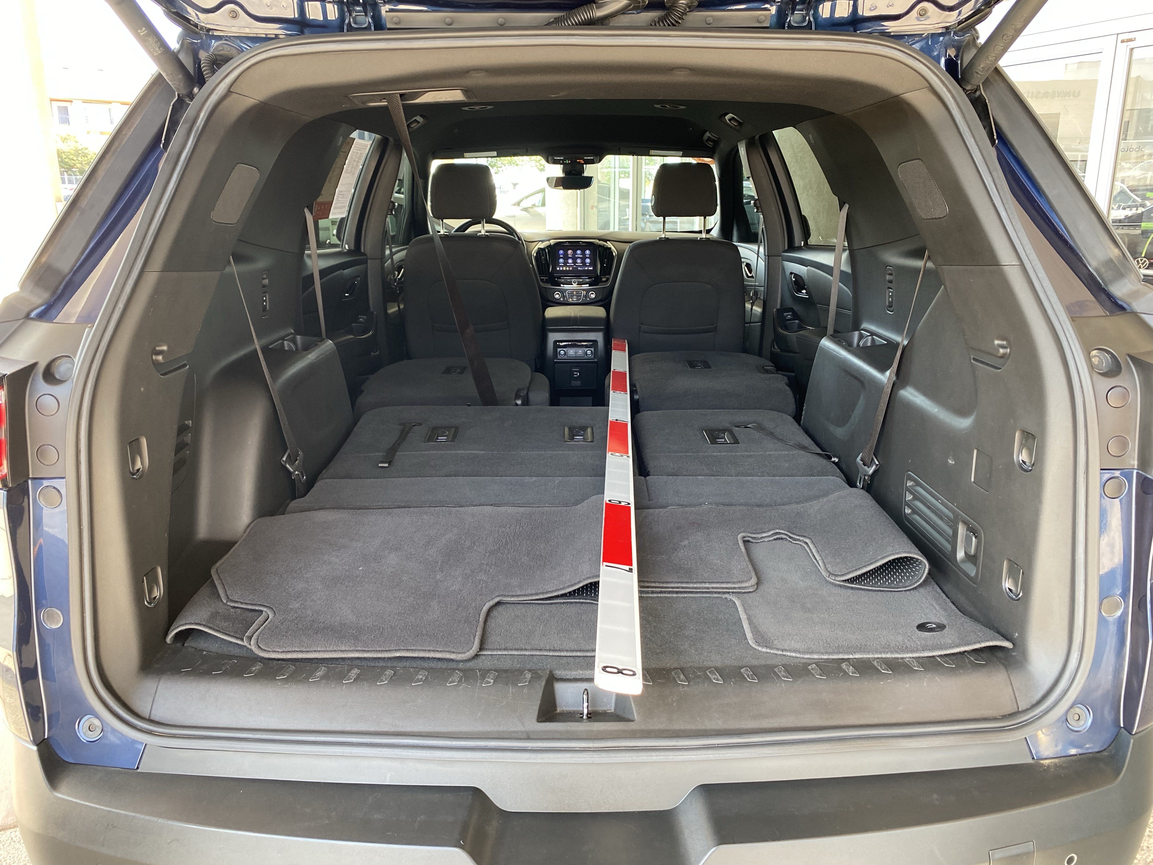 Used 2022 Chevrolet Traverse LT FWD image 20