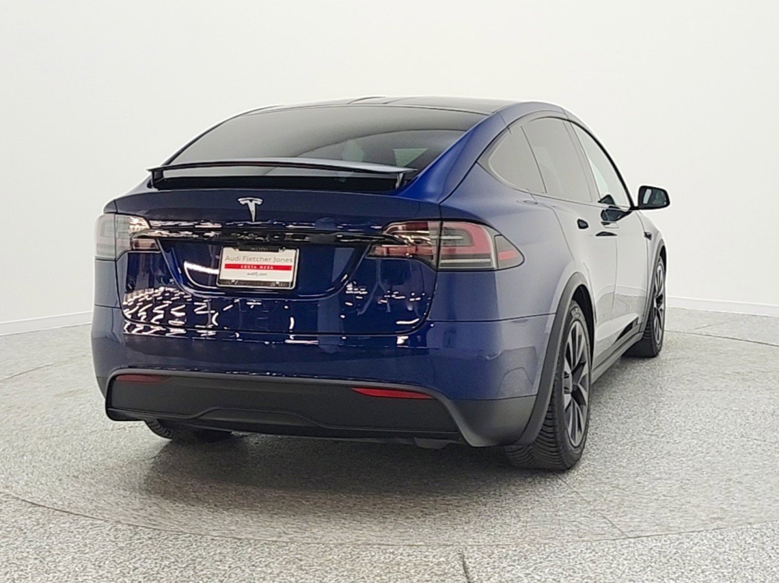 Used 2022 Tesla Model X image 6