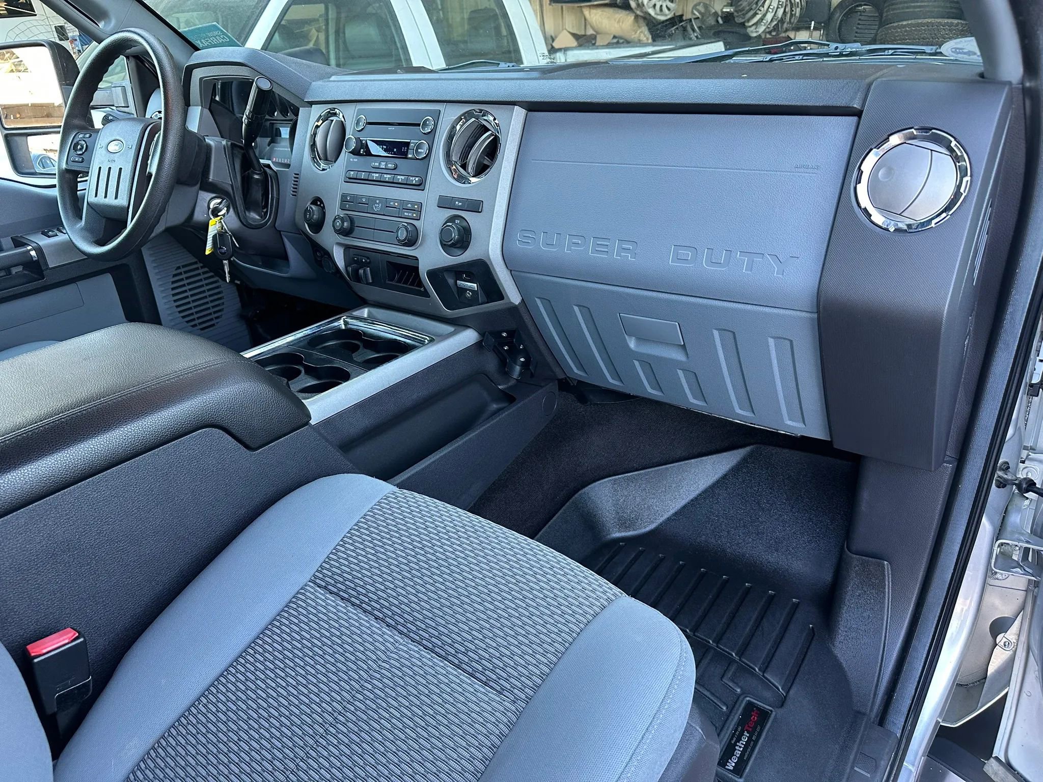 Used 2016 Ford F250 XLT w/ XLT Interior Package image 18
