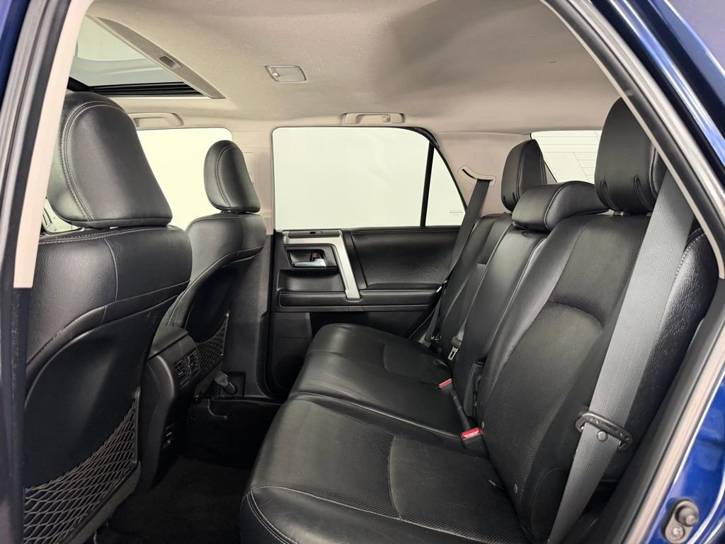 Used 2015 Toyota 4Runner Limited AWD/4WD image 37