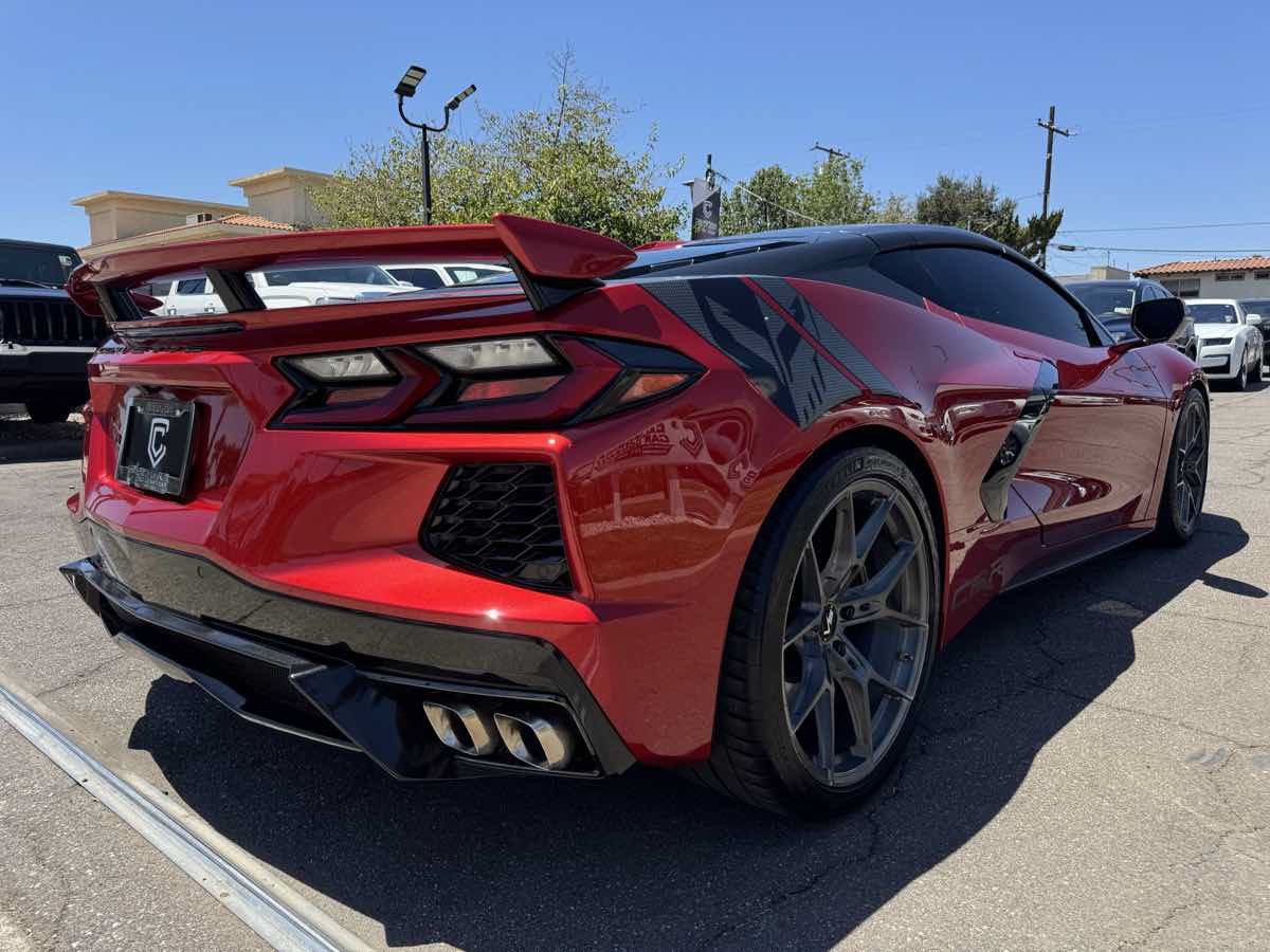 Used 2025 Chevrolet Corvette Stingray Preferred Cpe w/ Z51 Performance Package RWD image 8