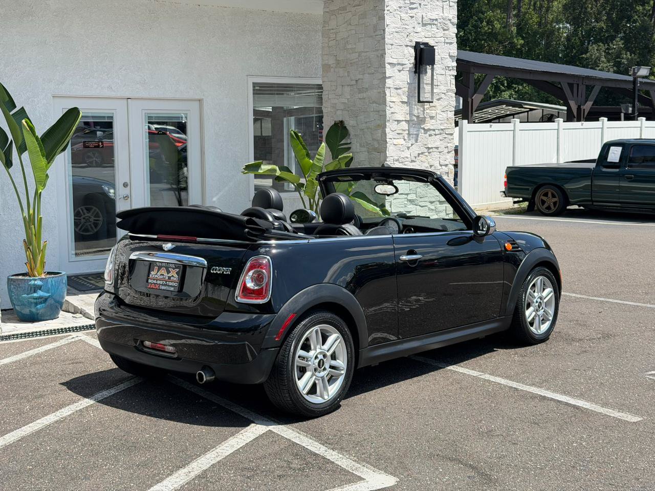 Used 2012 MINI Cooper Convertible FWD image 12