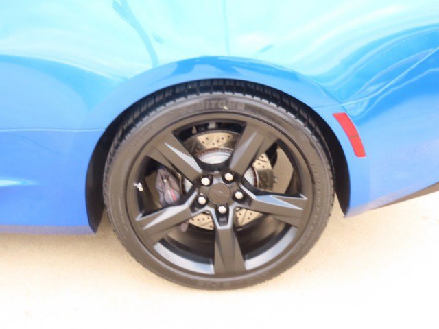 Used 2017 Chevrolet Camaro SS image 14