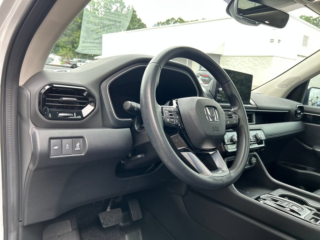 Used 2023 Honda Pilot Touring image 9