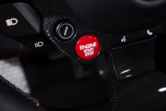 Used 2019 Ferrari 812 Superfast RWD image 46