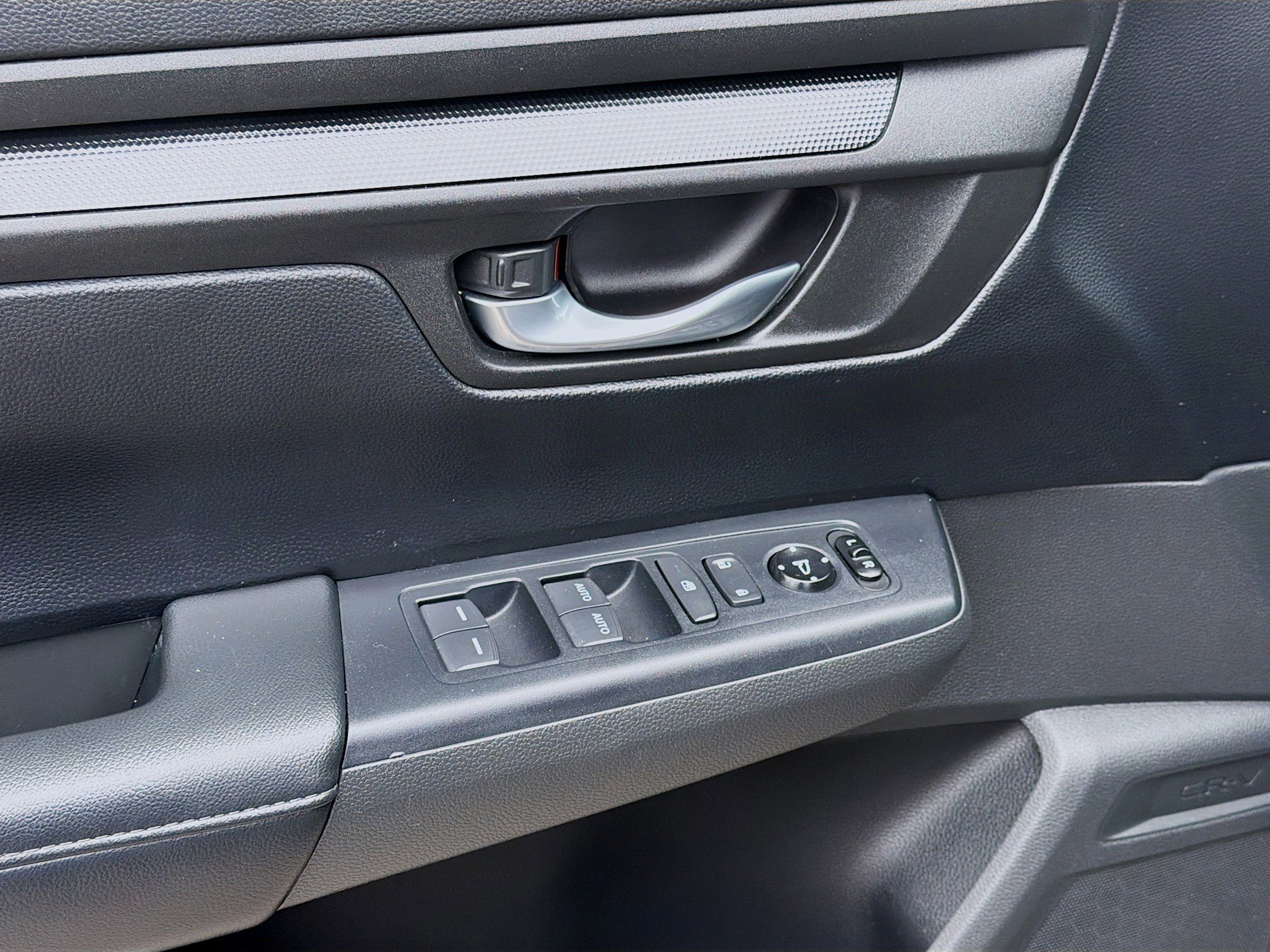 Used 2023 Honda CR-V EX image 16