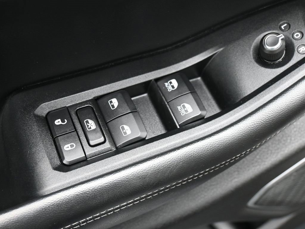 Used 2022 Jeep Grand Cherokee L Laredo image 10