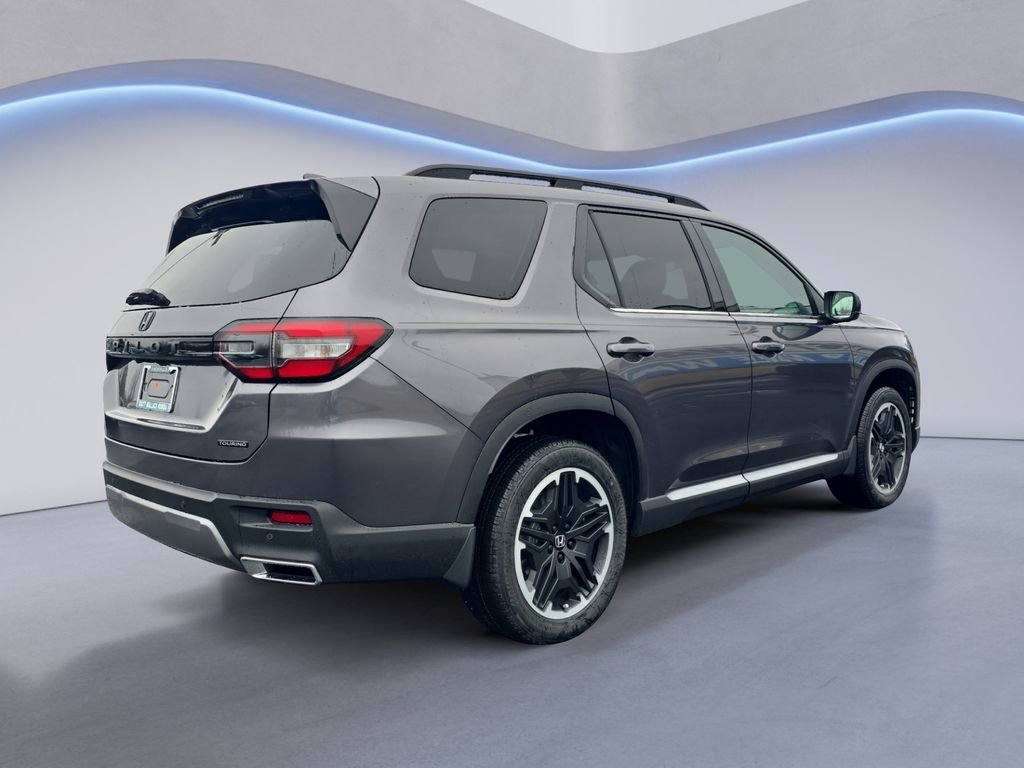 New 2026 Honda Pilot Touring image 5