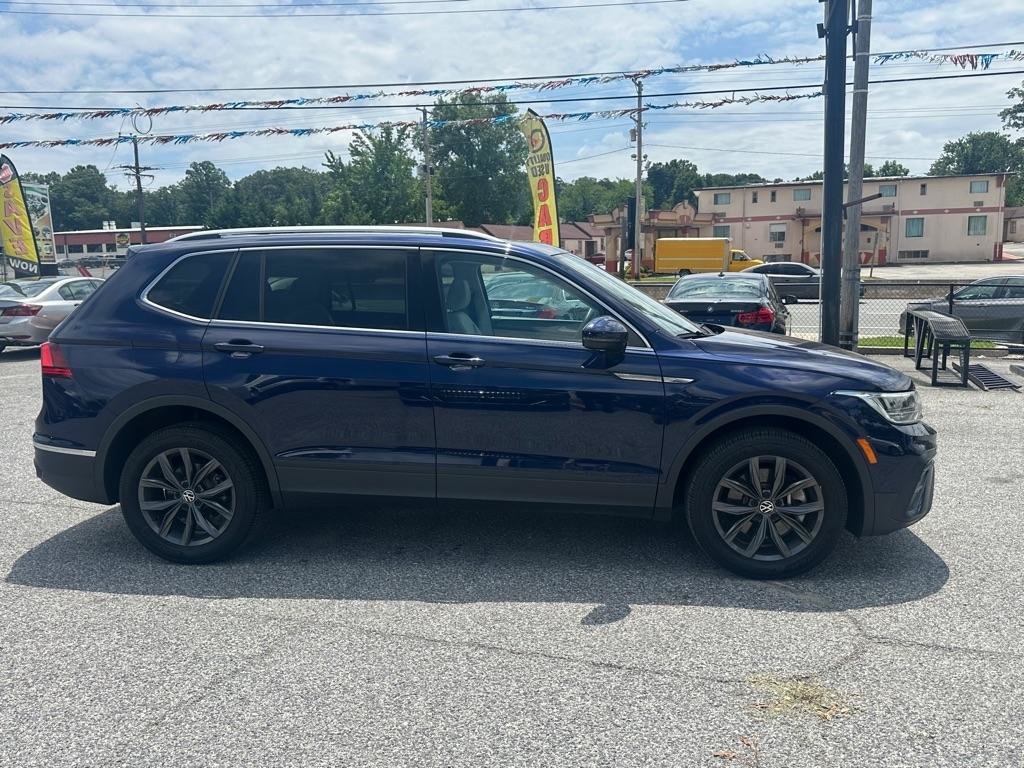 Used 2022 Volkswagen Tiguan SE AWD/4WD image 5