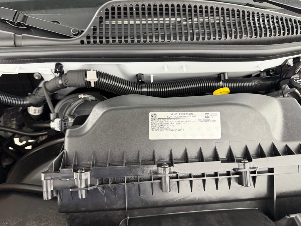 Used 2024 GMC Savana 2500 Work Van w/ Driver Convenience Package image 30