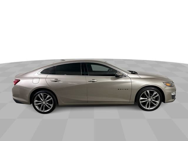 Used 2022 Chevrolet Malibu LT FWD image 9